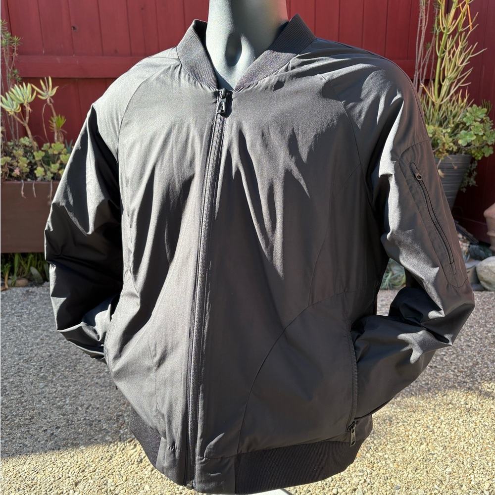 The North Face Women’s Large Bomber Jacket